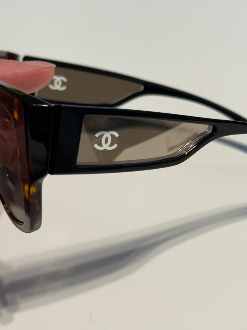 Authentic CHANEL Butterfly CC Sunglasses Brown 5429 c.714/3 - Picture 15 of 16